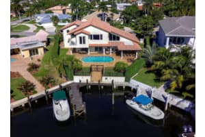 700 NE 34th St, Boca Raton, FL 33431, Sold 09/06/16