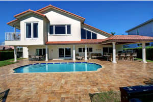 700 NE 34th St, Boca Raton, FL 33431, Sold 09/06/16