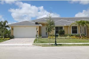 6124 NW Kendra Ln, Port St. Lucie, FL 34983, Sold 08/26/16