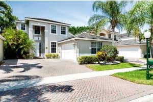 8231 Hampton Wood Dr, Boca Raton, FL 33433, Sold 08/15/16