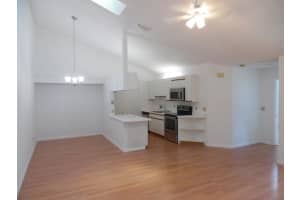 5162 Woodruff Ln #28b, Palm Beach Gardens, FL 33418, Sold 07/28/16