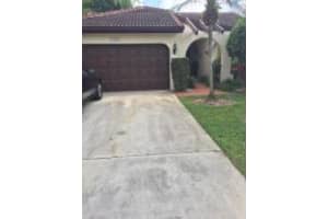 7706 Villa Nova Dr, Boca Raton, FL 33433, Sold 06/27/16