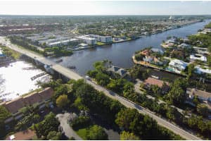 5586 N Ocean Blvd, Ocean Ridge, FL 33435, Sold 08/12/16