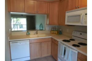 3939 NE 5th Ave APT E201, Boca Raton, FL 33431, Sold 06/27/16