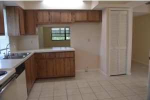 23 Ridge Pointe Dr, Boynton Beach, FL 33435, Sold 10/28/16