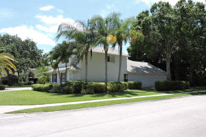 4445 7th Ln SW, Vero Beach, FL 32968, Sold 11/15/16