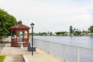 2570 S Federal Hwy, Boynton Beach, FL 33435, Sold 07/18/16