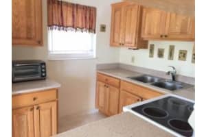 2570 S Federal Hwy, Boynton Beach, FL 33435, Sold 07/18/16