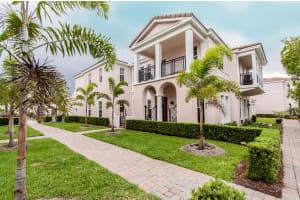 829 NW 82nd Ln, Boca Raton, FL 33487, Sold 07/28/16