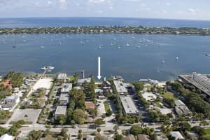 4708 N Flagler Dr, West Palm Beach, FL 33407, Sold 04/26/19