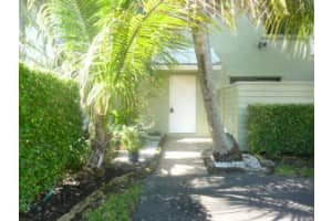 748 Mariners Way, Boynton Beach, FL 33435, Sold 01/23/17