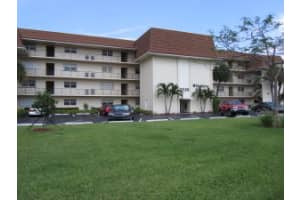 2936 Lake Shore Dr, West Palm Beach, FL 33404, Sold 06/18/16