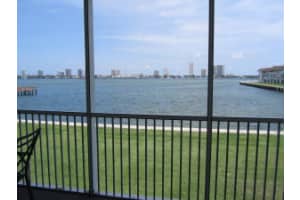 2936 Lake Shore Dr, West Palm Beach, FL 33404, Sold 06/18/16