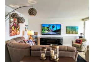 2000 S Ocean Blvd, Boca Raton, FL 33432, Sold 08/02/16