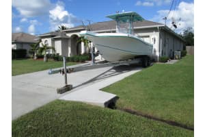 5929 NW Carefree St, Port St. Lucie, FL 34986, Sold 10/12/16