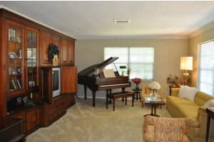 MLS# R10238134, Vero Beach, Florida 32960