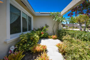 5058 Marina Cir, Boca Raton, FL 33486, Sold 08/24/16