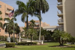 3540 S Ocean Blvd, South Palm Beach, FL 33480, Sold 04/24/17