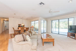 6272 Fox Run Cir, Jupiter, FL 33458, Sold 08/01/16