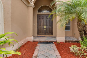 9279 Pineville Dr, Lake Worth, FL 33467, Sold 08/12/16