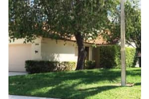 2805 Iroquois Cir, West Palm Beach, FL 33409, Sold 08/19/16