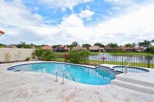 2835 Iroquois Cir, West Palm Beach, FL 33409, Sold 08/01/16