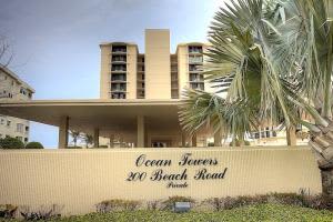 200 S Beach Rd, Tequesta, FL 33469, Sold 09/15/16