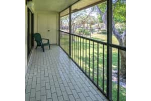 3939 NE 5th Ave APT A202, Boca Raton, FL 33431, Sold 10/11/16