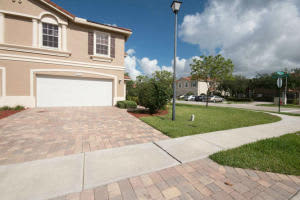 4501 Cohune Palm Ct, Greenacres, FL 33463, Sold 07/28/16