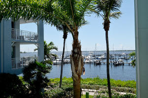 815 NW Flagler Ave APT 202, Stuart, FL 34994, Sold 09/30/16