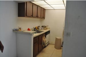 1500 N Congress Ave APT B8, West Palm Beach, FL 33401, Sold 10/28/16