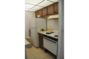 1500 N Congress Ave APT B8, West Palm Beach, FL 33401, Sold 10/28/16