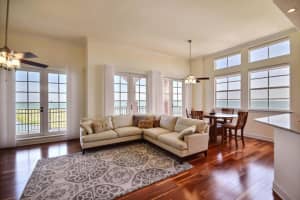 20 Orange Ave, Fort Pierce, FL 34950, Sold 10/03/17