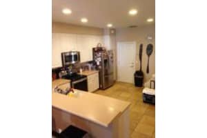 1112 Pinewood Lake Ct, Greenacres, FL 33415, Sold 07/29/16