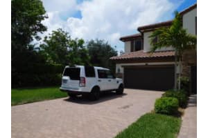 10288 Wellington Parc Dr, Wellington, FL 33449, Sold 01/26/17