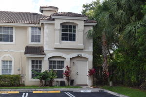 952 Summit Lake Dr, West Palm Beach, FL 33406, Sold 07/22/16