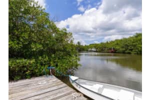 1602 E Camino del Rio, Vero Beach, FL 32963, Sold 08/05/16