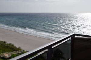 2066 N Ocean Blvd APT 9NW, Boca Raton, FL 33431, Sold 08/18/16