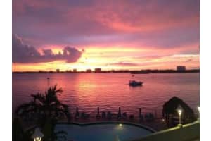 10350 W Bay Harbor Dr, Miami Beach, FL 33154, Sold 01/10/17