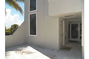 2051 NE Ocean Blvd APT A21, Stuart, FL 34996, Sold 08/01/18