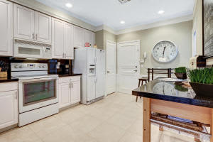 21522 St Andrews Grand Cir, Boca Raton, FL 33486, Sold 08/18/16