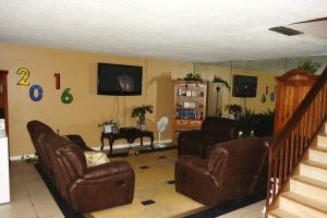 1881 N Congress Ave, West Palm Beach, FL 33401, Sold 09/26/16