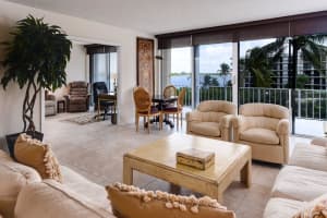 2784 S Ocean Blvd, Palm Beach, FL 33480, Sold 03/03/17