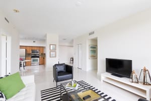 250 NE 3rd Ave, Delray Beach, FL 33444, Sold 12/05/16