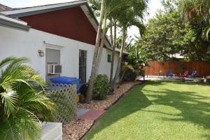 152 Parkwood Dr, Royal Palm Beach, FL 33411, Sold 08/23/16