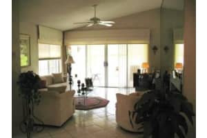 6413 Lansdowne Cir, Boynton Beach, FL 33472, Sold 08/26/16