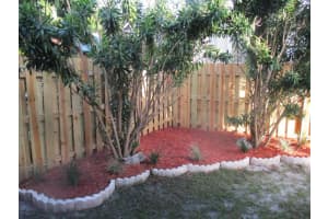 160 Heatherwood Dr, Royal Palm Beach, FL 33411, Sold 11/18/16