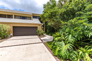 713 St Albans Dr, Boca Raton, FL 33486, Sold 08/26/16
