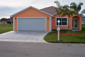 661 SE 25th Dr, Okeechobee, FL 34974, Sold 10/31/18