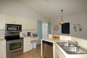 3510 NW 71st St, Coconut Creek, FL 33073, Sold 08/15/16